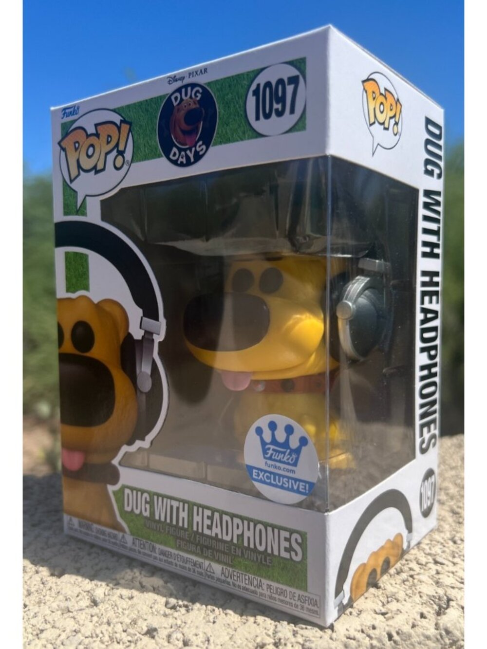 Funko Pop Disney Pixar Dug Days - Dug with Headphones  (#1097, NEW, Funko Excl)